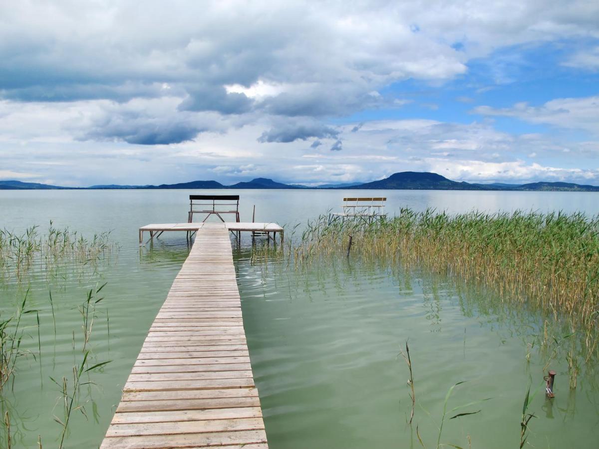 Holiday Home Gagarin-2 By Interhome Balatonkeresztúr Εξωτερικό φωτογραφία